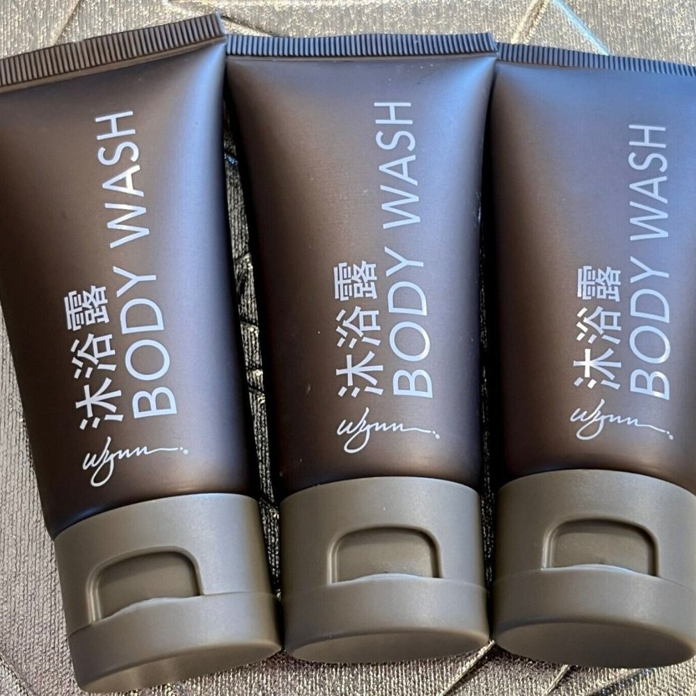 Lot of 8 New Wynn Encore Resort Body Wash Cocoa and Tonka Bean